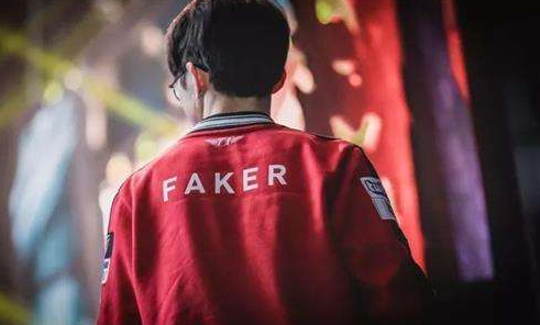 Astralis教练：复仇很痛快，队伍依赖device的发挥